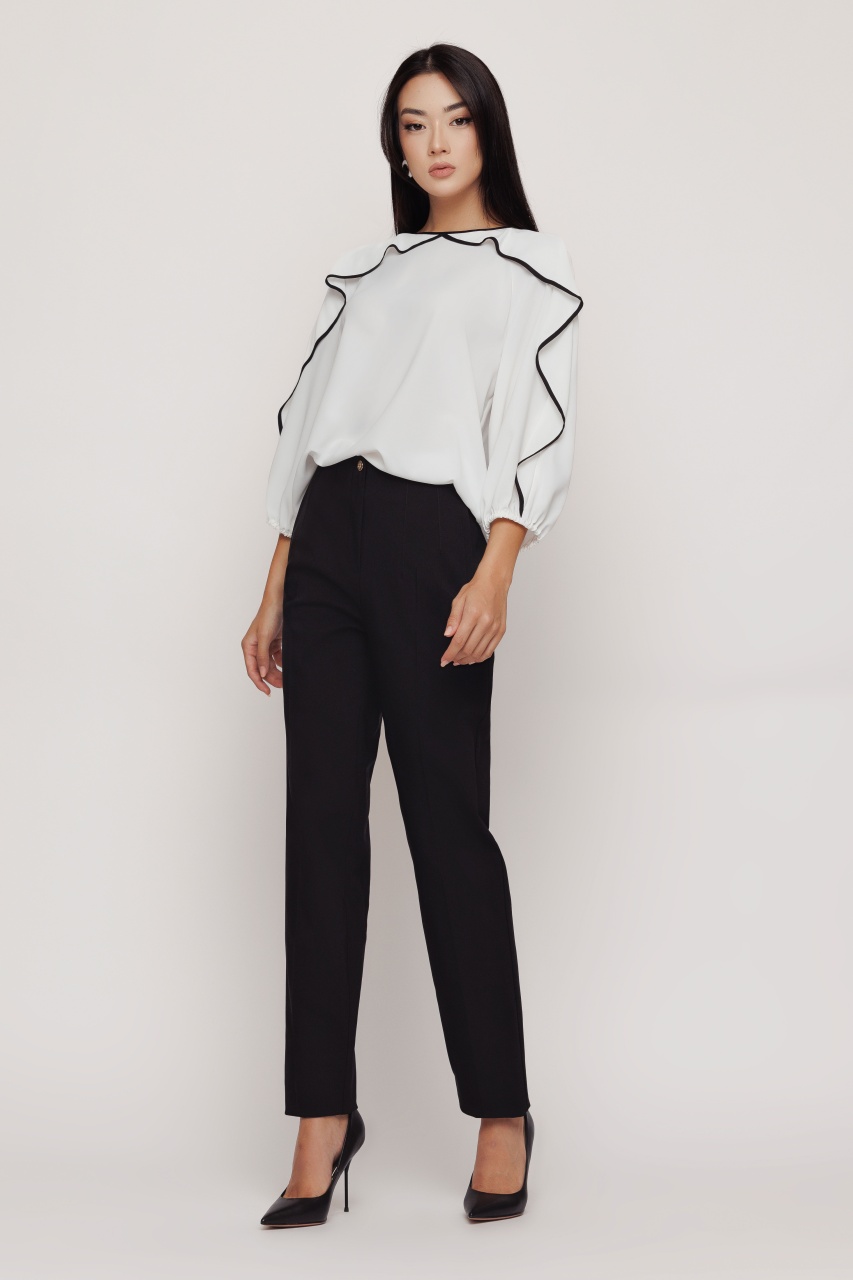 Pantaloni dama conici