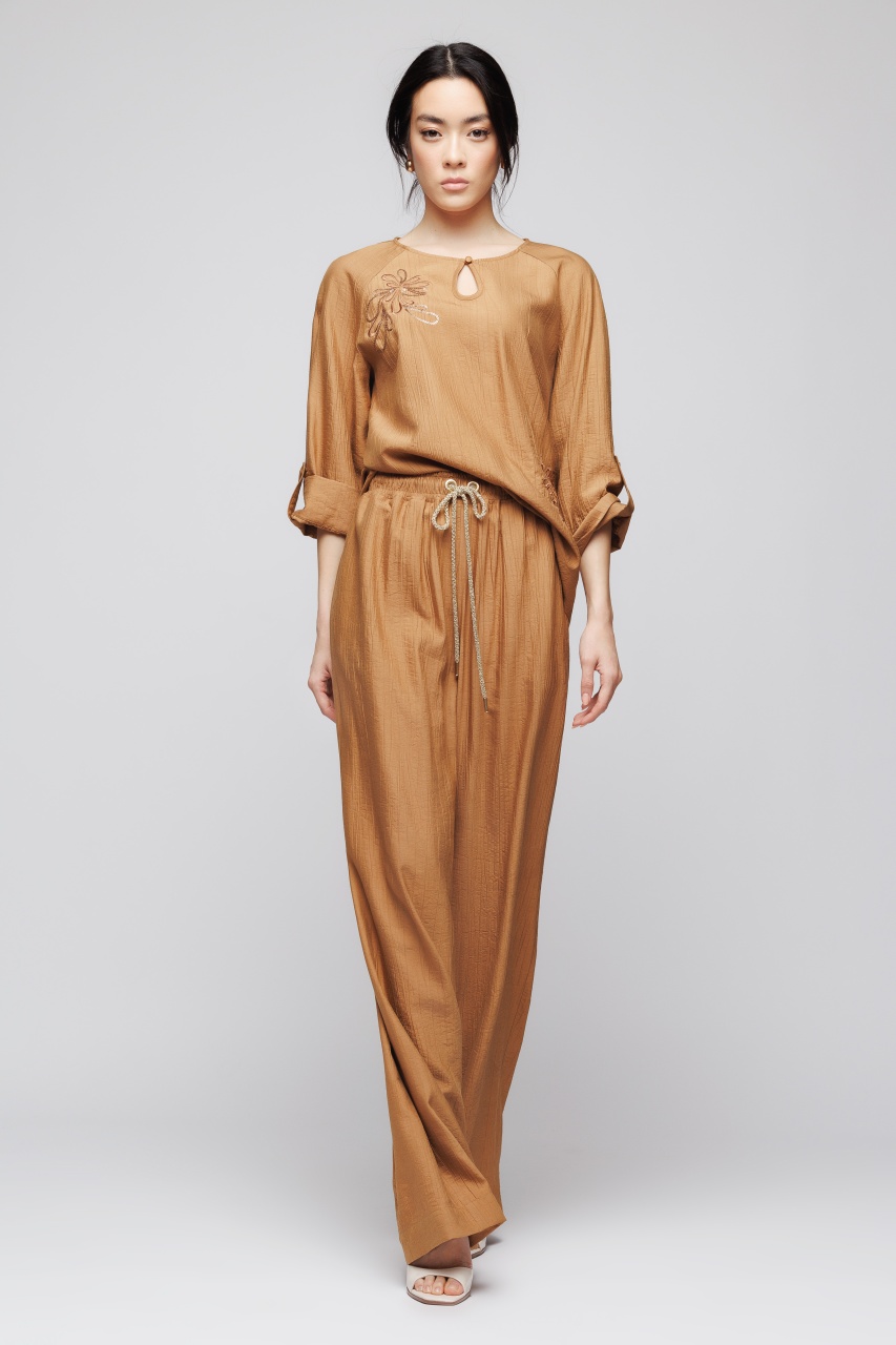 Pantaloni dama maro largi