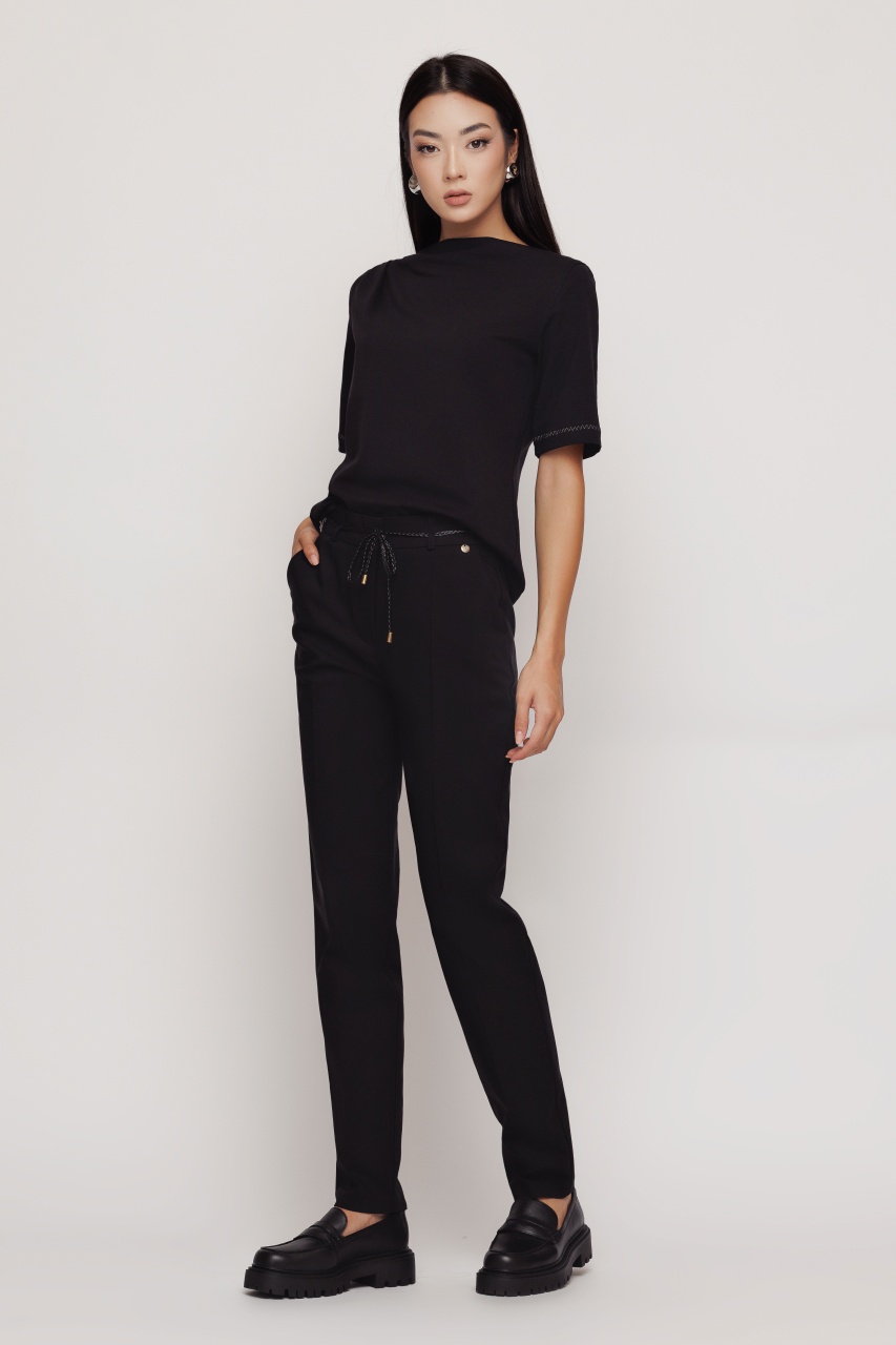 Pantaloni dama negri cu cordon