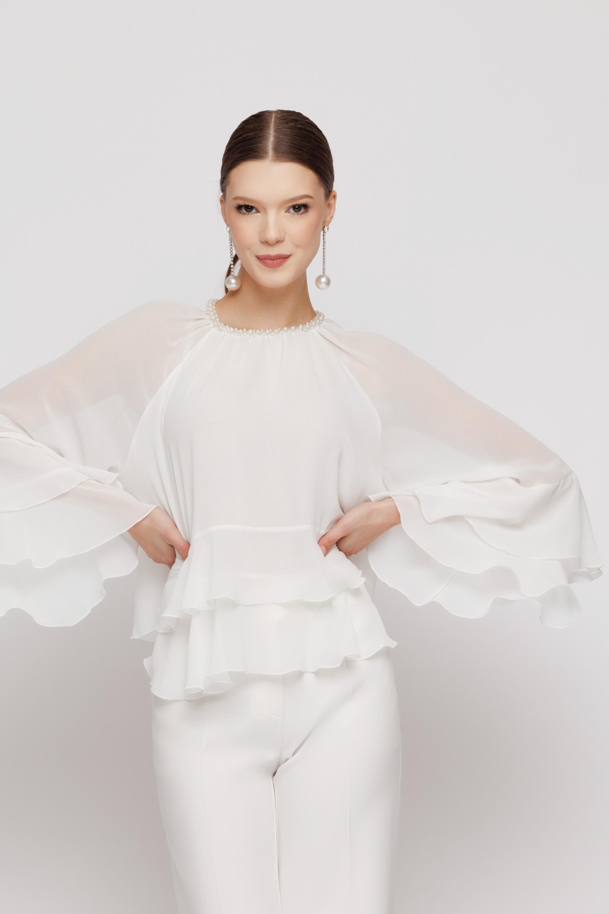 Bluza dama eleganta alba cu volane