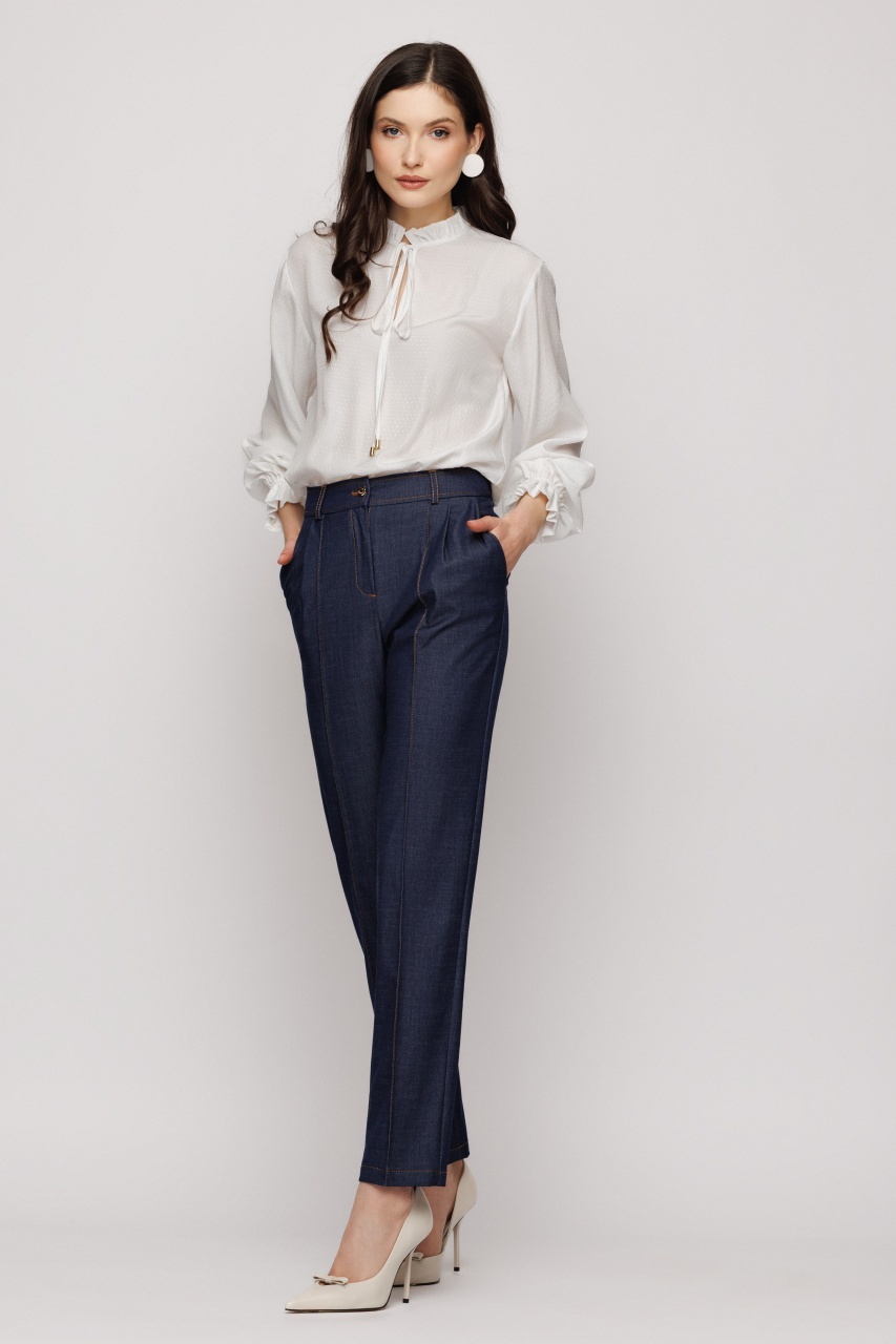 Pantaloni conici cu efect denim si cusături contrast