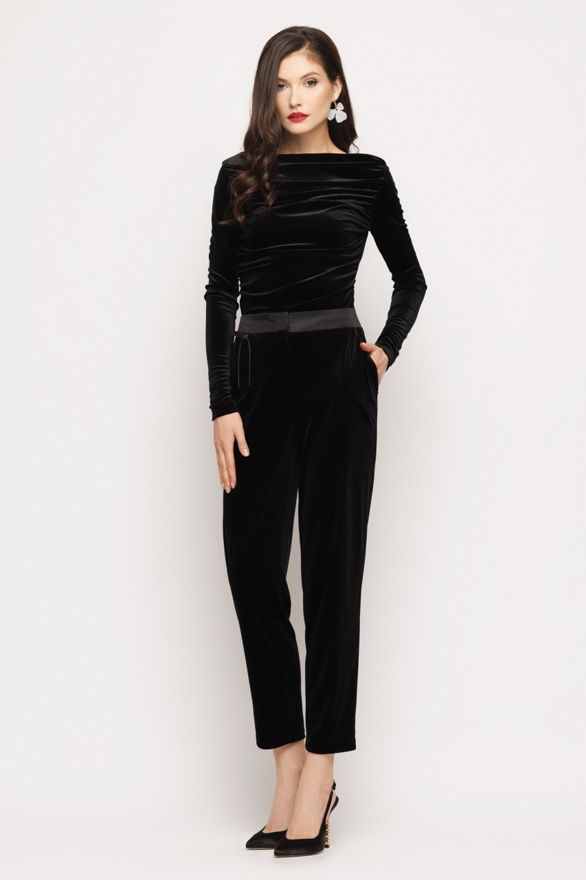 Pantaloni dama eleganti din catifea