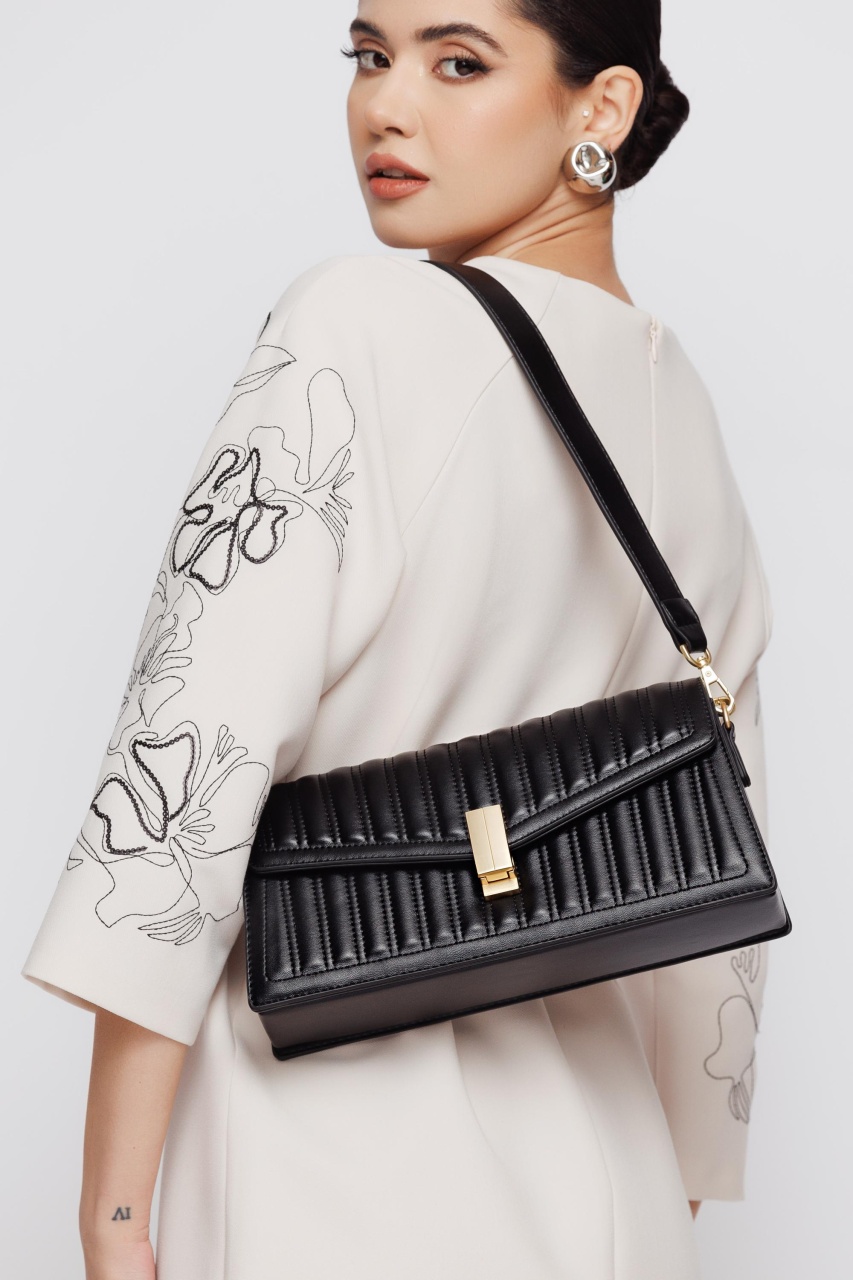 Poseta dama matlasata neagra