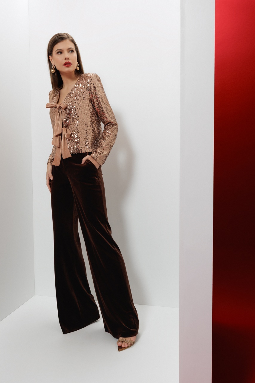 Pantaloni dama largi din catifea maro