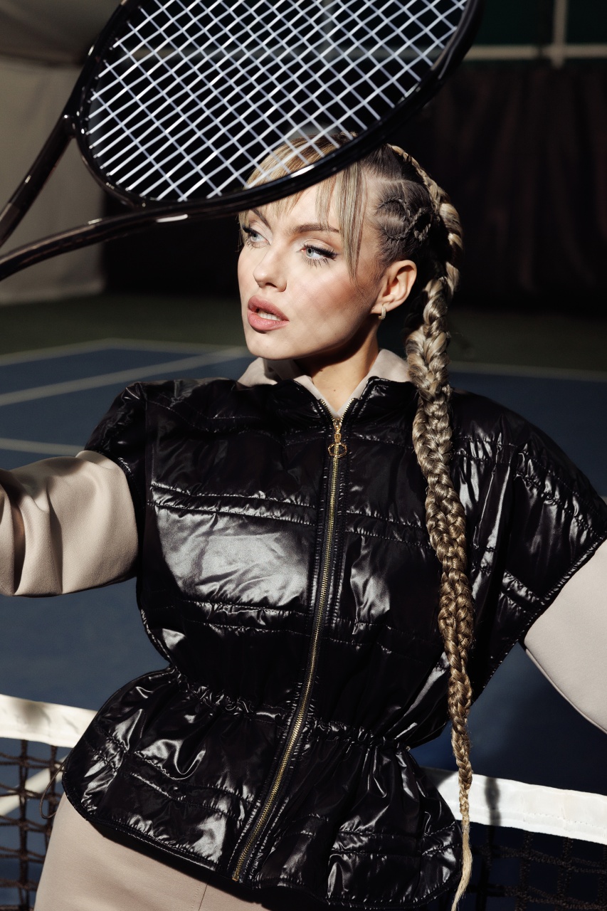 Vesta dama neagra matlasata