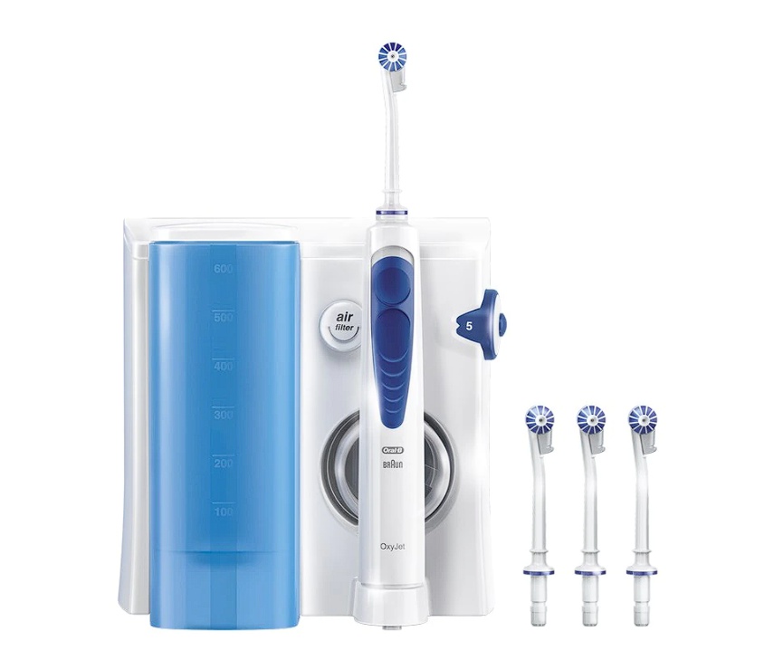 Irigator bucal Oral B. 5 trepte de intensitate. 4 capete intradentare. 600 ml. Alb, Resigilat, Grad A