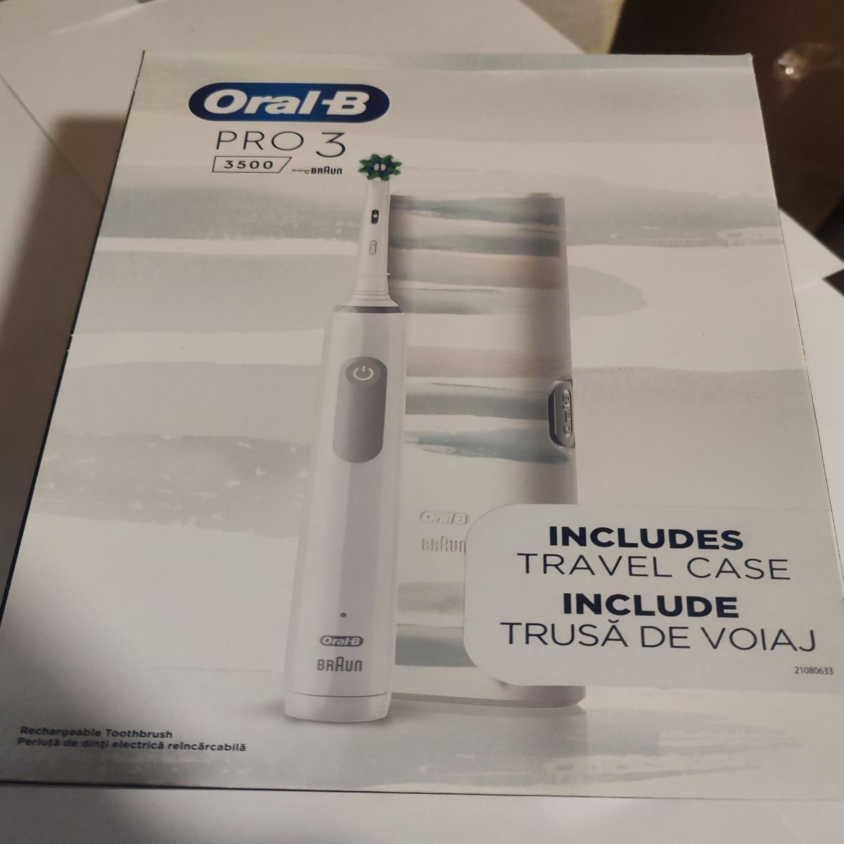 Periuta de dinti electrica Oral-B Pro 3 3500, Curatare 3D, 3 programe, 1 Incarcator, 1 Capat, Trusa de calatorie, Alb, Resigilat, Grad A