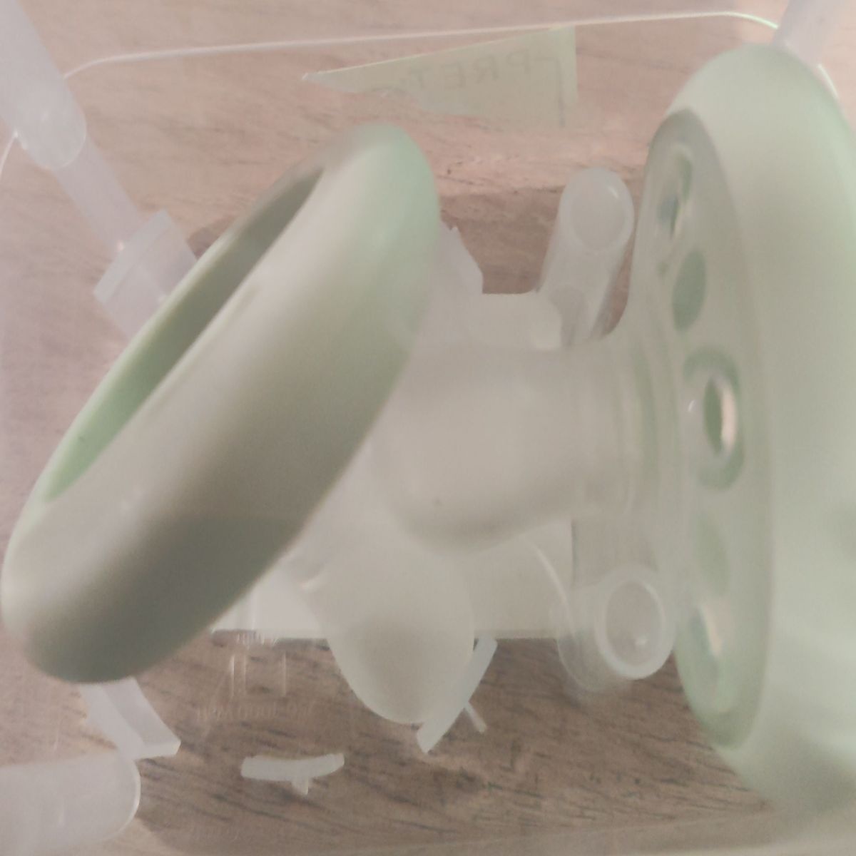 Suzeta Tommee Tippee Closer to Nature, 6-18 luni, Alb/Verde 2 buc, Resigilat, Grad A