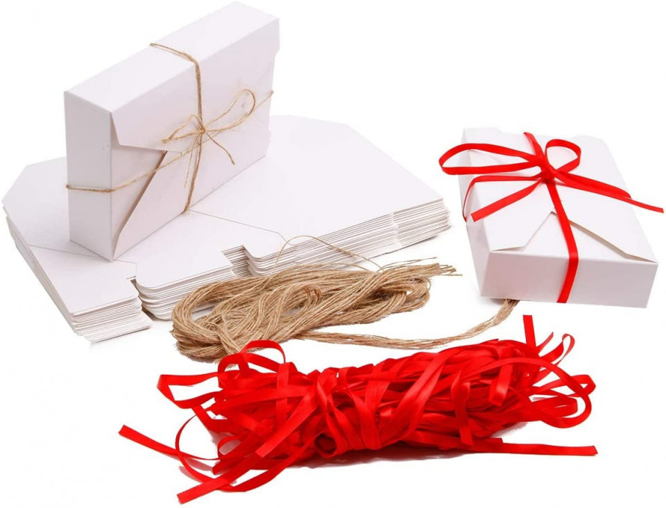 Set de 25 de cutii pentru cadouri cu panglica SurePromise, hartie/textil, alb/rosu/brun, 19, 5 x 12,5 x 4 cm 125 imagine noua