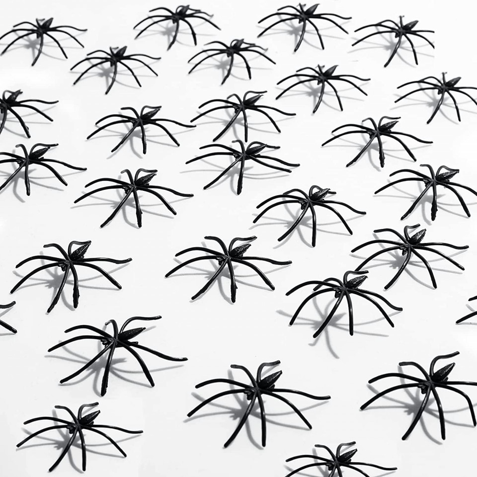 Set de 50 de paianjeni pentru Halloween, PVC, negru, 4,5 cm 45 pret redus