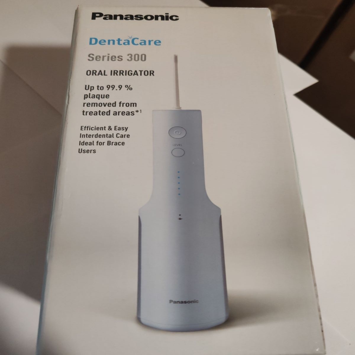 Irigator bucal Panasonic EW-DJ26-A303, aprox. 590kPa presiune apa, 5 trepte de presiune, portabil, 2duze incluse, Capacitate rezervor 200ml,