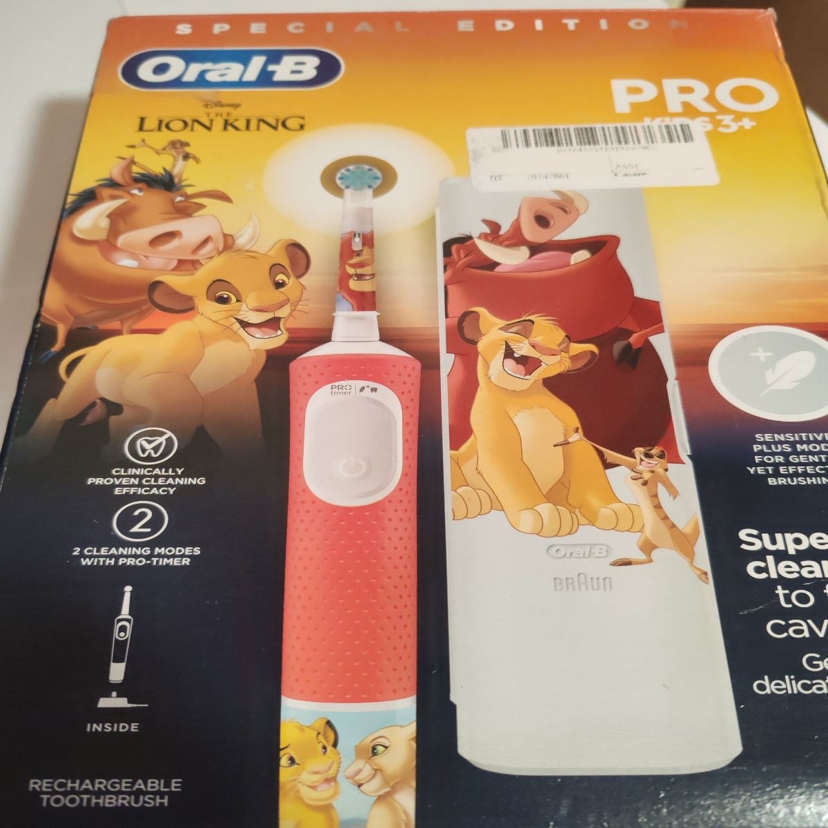 Periuta de dinti electrica Oral-B Pro Kids Lion King pentru copii, Curatare 2D, 2 programe, 1 capat, 4 autocolante, trusa de calatorie, Rosu,