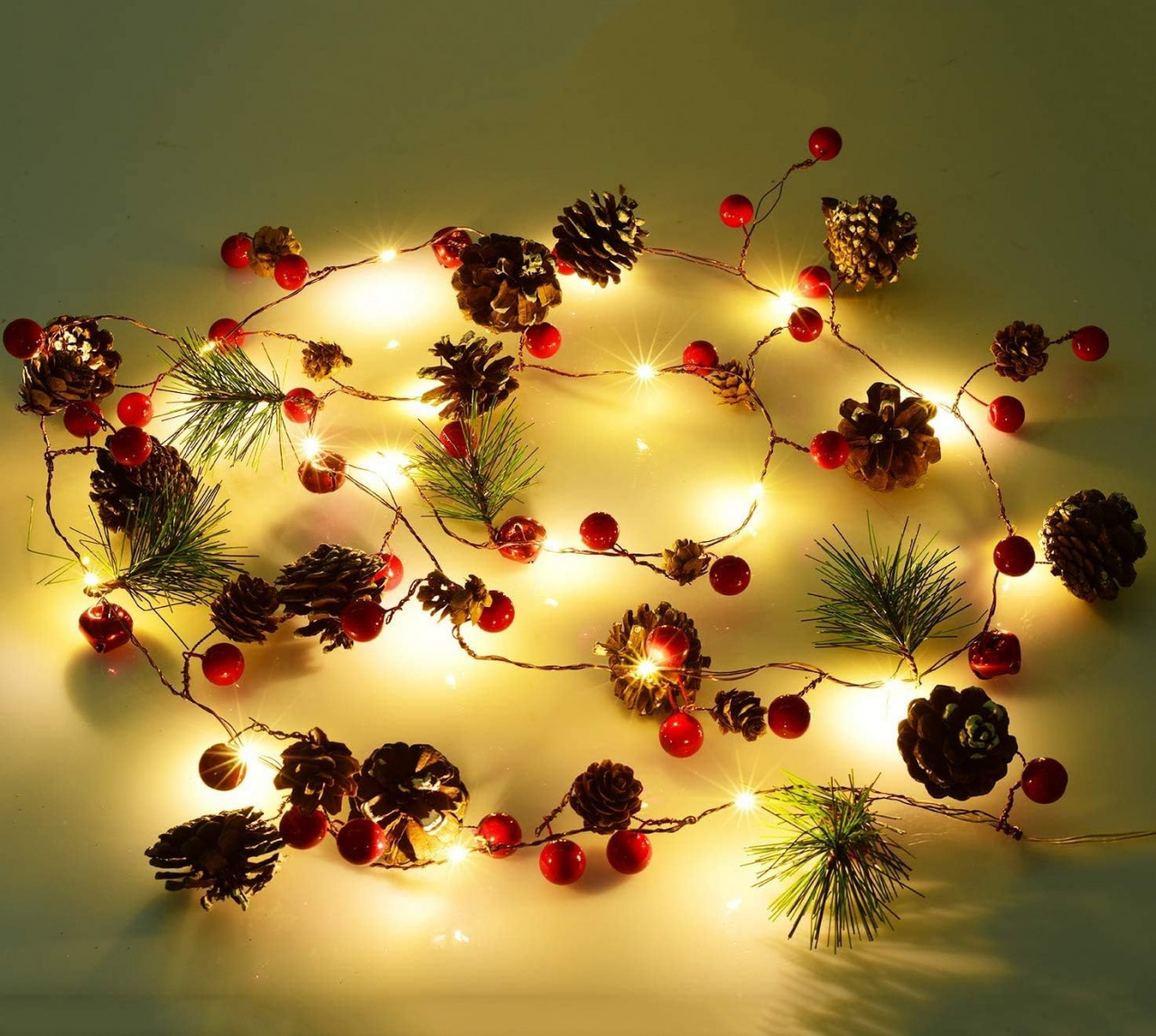 Ghirlanda de Craciun iluminata cu 20 LED-uri AeeYui, plastic, multicolor, 2 m