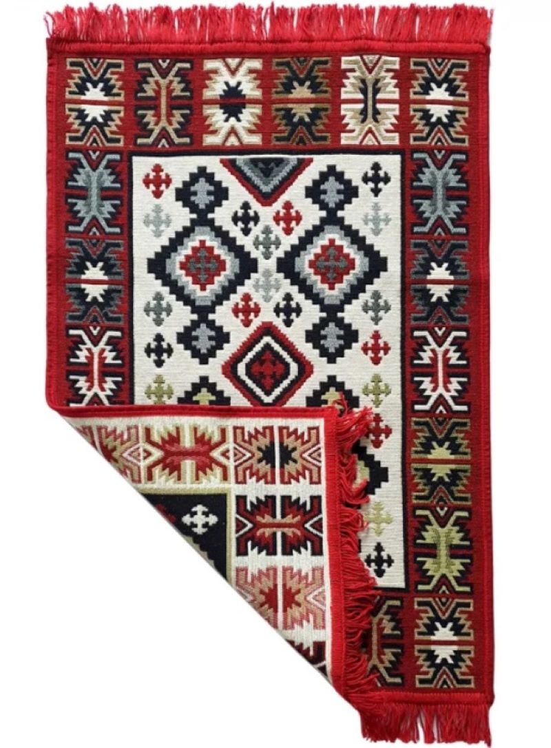 Covor traditional, cu doua fete,rosu-bej, dimensiunea 60x120 cm