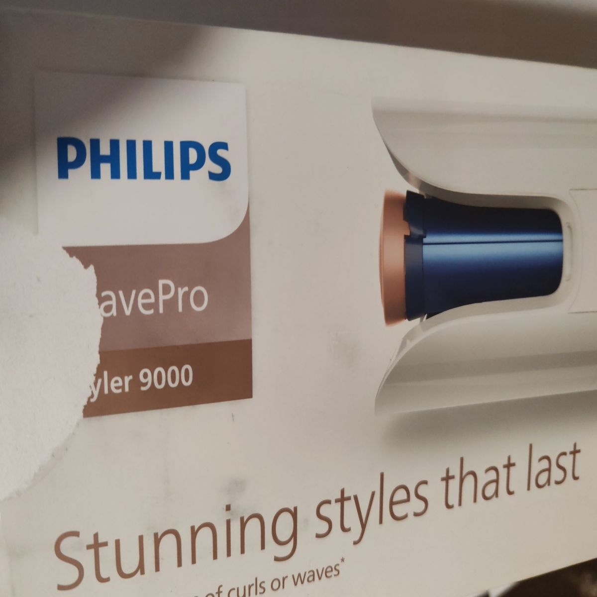 Ondulator automat Philips SenseIQ WavePro Seria 9000 BHB968/00, tehnologie SenseIQ, 4 setari de temperatura, 4 setari de timp, 3 directii ondulare,