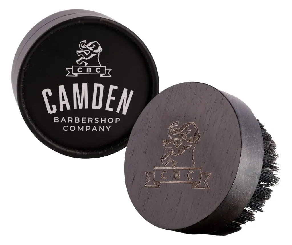 Perie pentru barba Camden, pentru ingrijirea zilnica si aplicarea uleiului si a balsamului, din lemn de nuc, perii 100% din par de mistret, 7 cm,