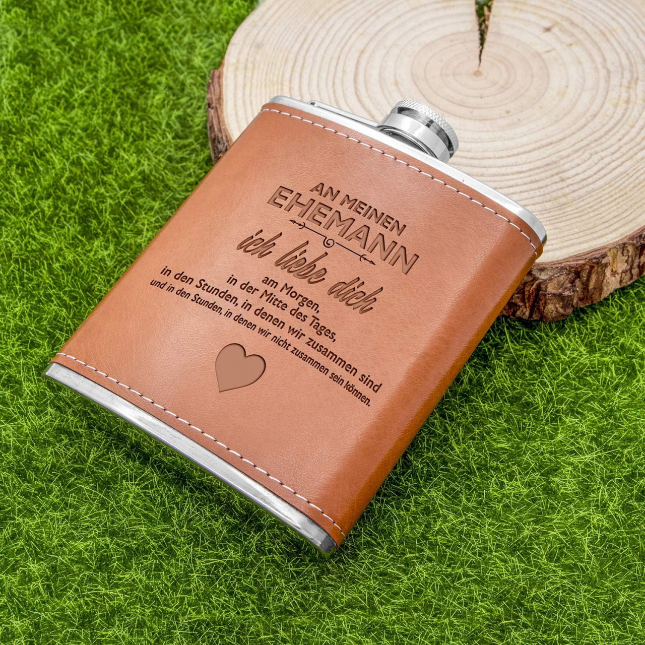 Poze Set plosca cu palnie si 2 paharele Kenon, otel inoxidabil/piele PU, argintiu/maro, 9,1 x 10,6 cm