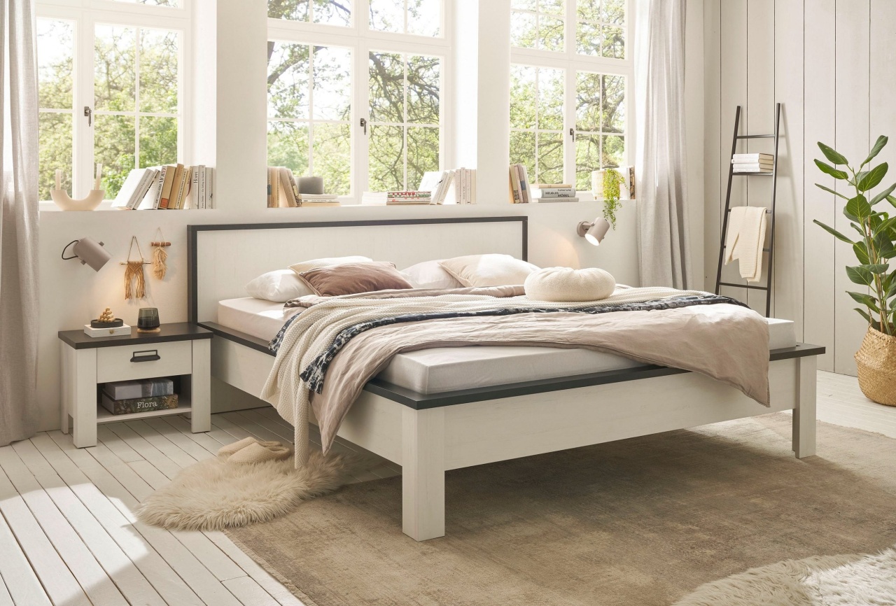 Pat 180 x 200 cm cu doua noptiere Sherwood
