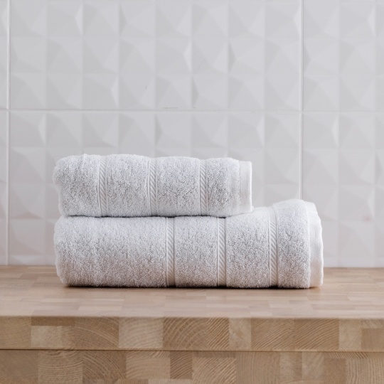 Prosop ESSENTIALITO 70x130 cm