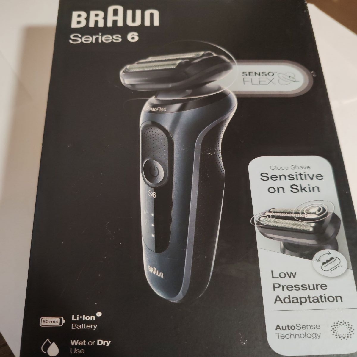 Aparat de ras electric Braun Series 6 61-N1000s Wet&Dry, AutoSense, 4 elemente de taiere, SensoFlex, Trusa de voiaj, Gri, Resigilat, Grad A
