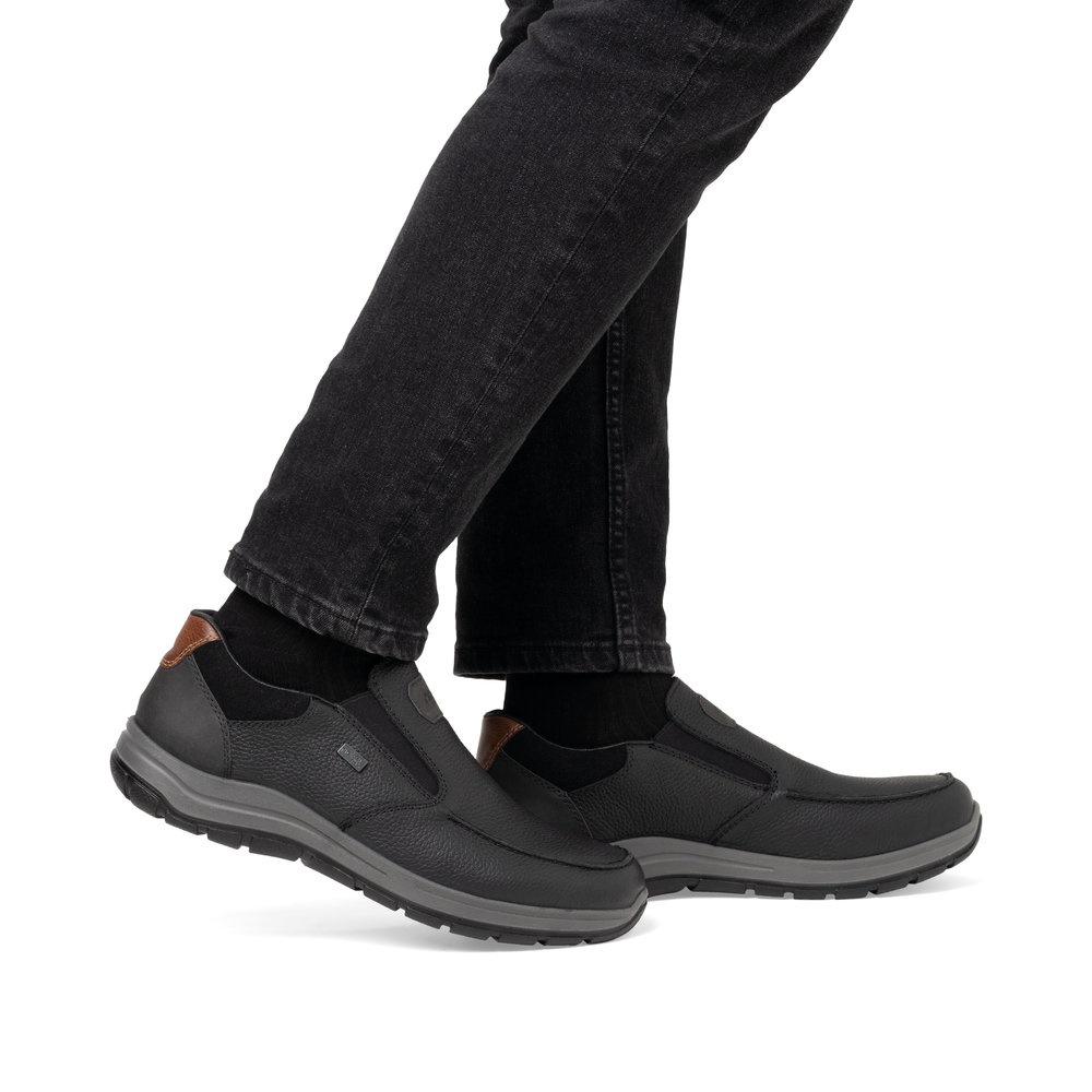 pantofi eleganti barbati 2026