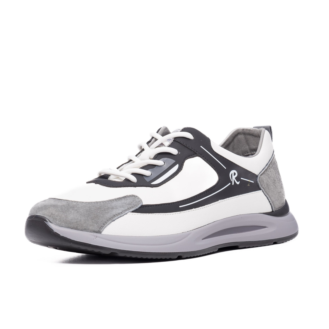 sneakers barbati 2026