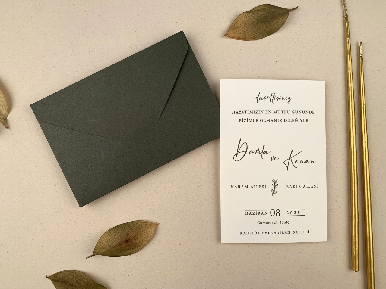 Invitatie nunta simpla si rafinata cu font caligrafic – 12258