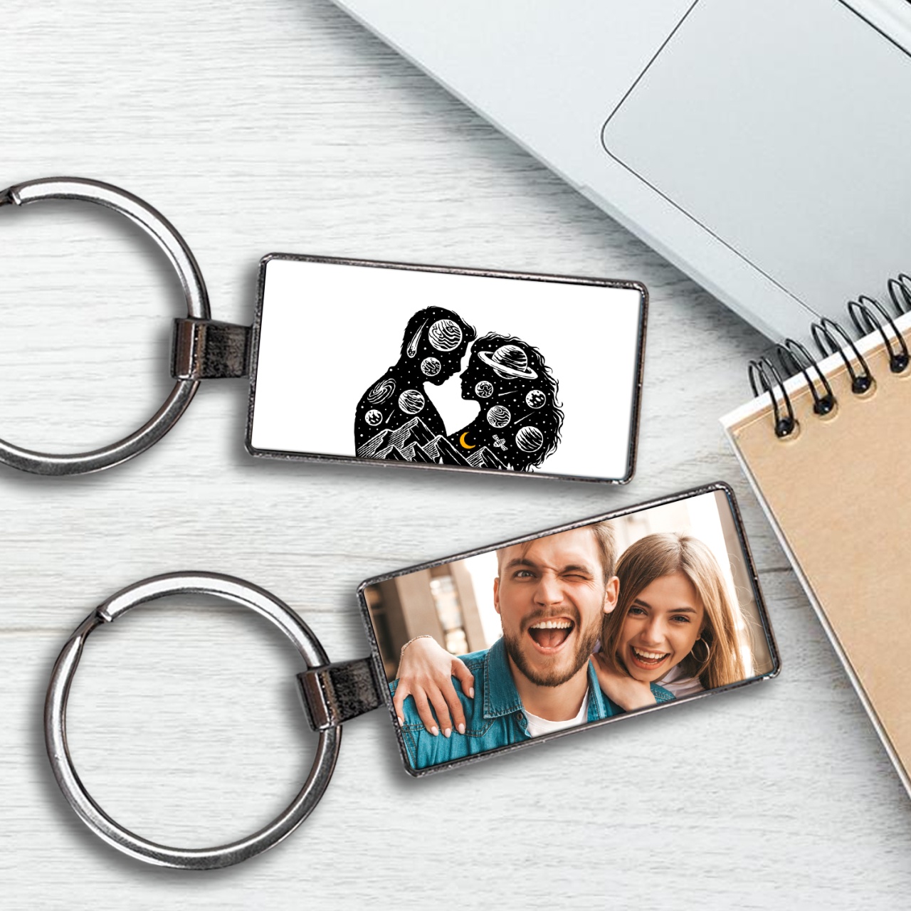 Breloc personalizat cu o fotografie si silueta