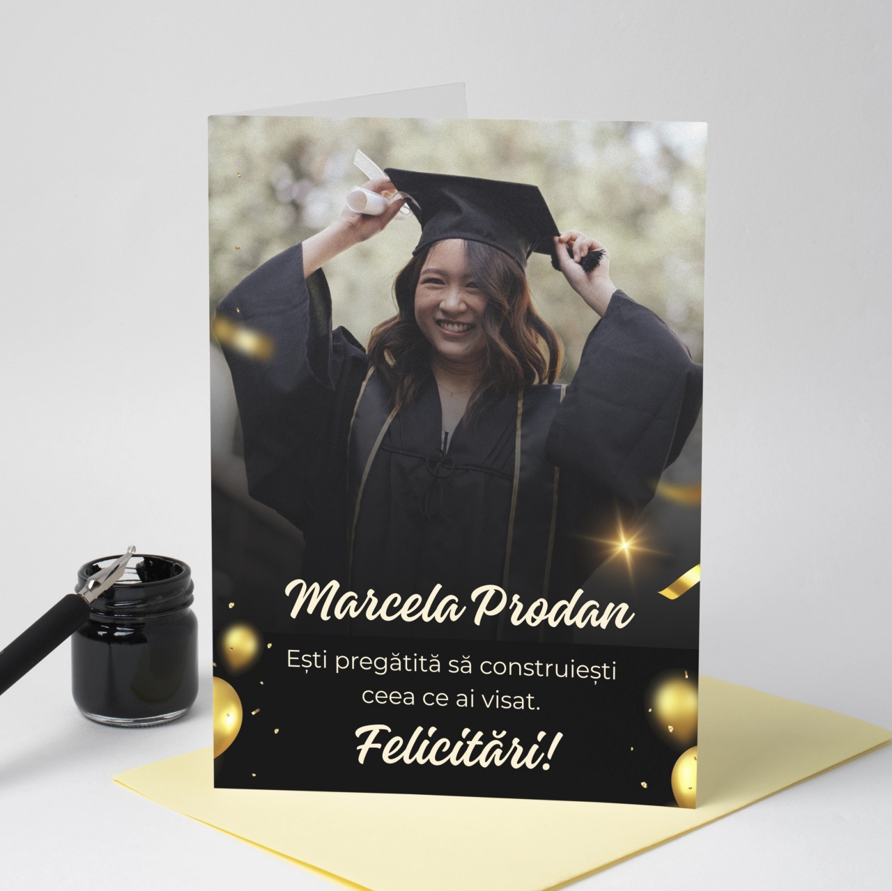 Felicitare personalizata cu o fotografie si text pentru absolvirea facultatii