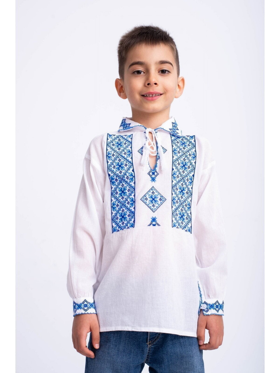 Bluza traditionala din bumbac alb cu broderie albastra pentru baieti