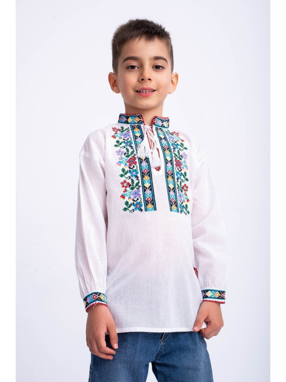 Bluza traditionala din bumbac alb cu model geometric multicolor pentru baieti