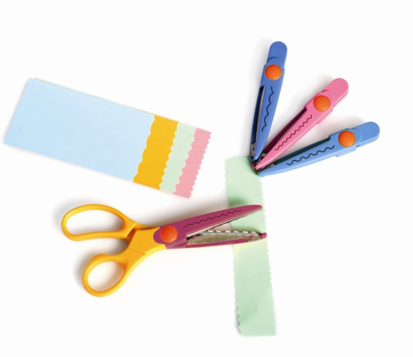 Noutati - Foarfeca cu model 4 in 1, Egmont Toys