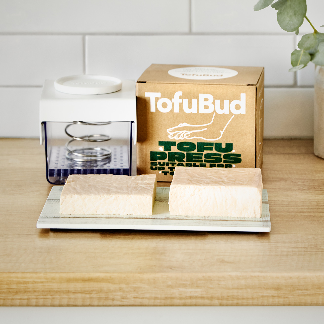 Kit presa pentru branza tofu, TofuBud, capacitate 400 gr, manuala, 2 nivele de presare, cu sistem de drenare a apei, durabil si sustenabil
