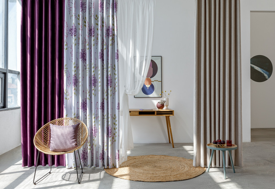 Poze Draperie CU REJANSA CATIFEA MENDOLA CASTELLANO MOV 25 casadecologistics.ro