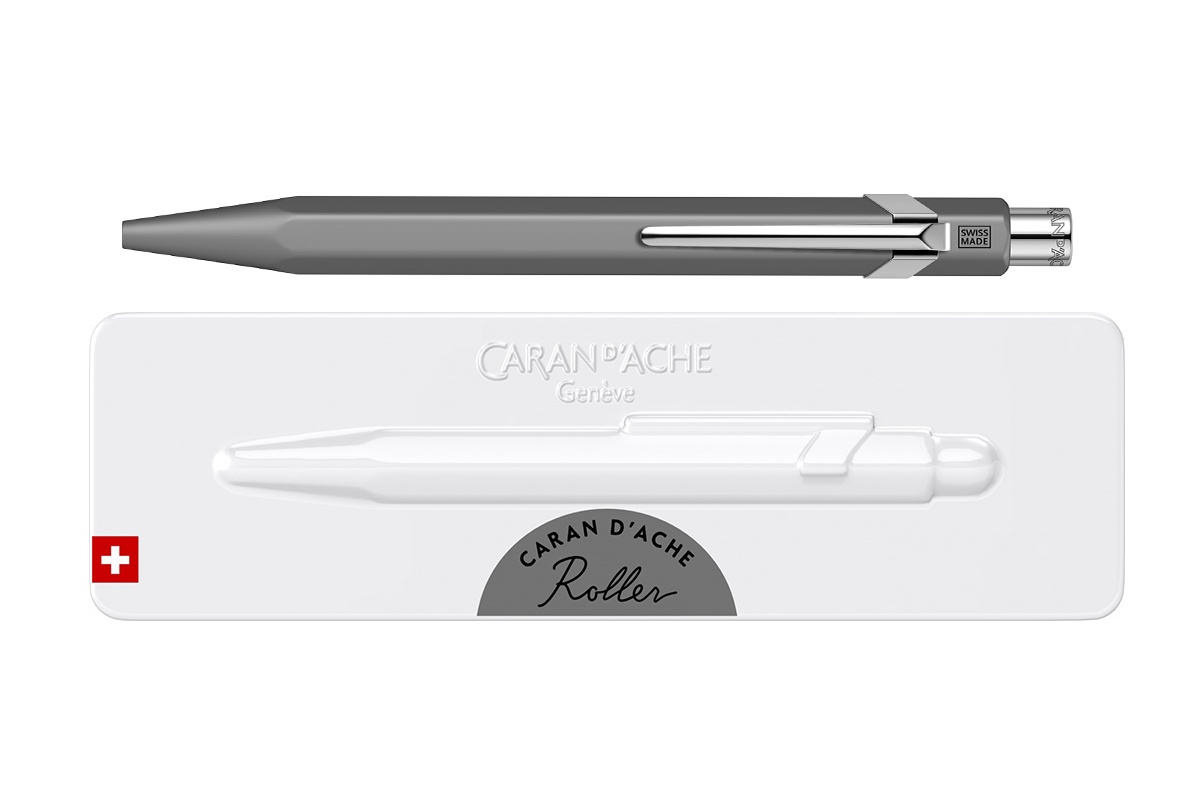 Roller 849 Classic Line cu Etui Metalic (Culoare Caran D'ache: Grey 846595)