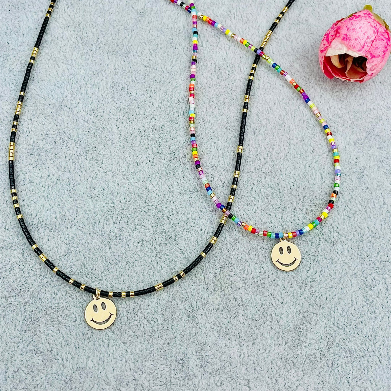 Colier Smiley personalizabil cu banut 10mm decupat + inchidere din aur 14k