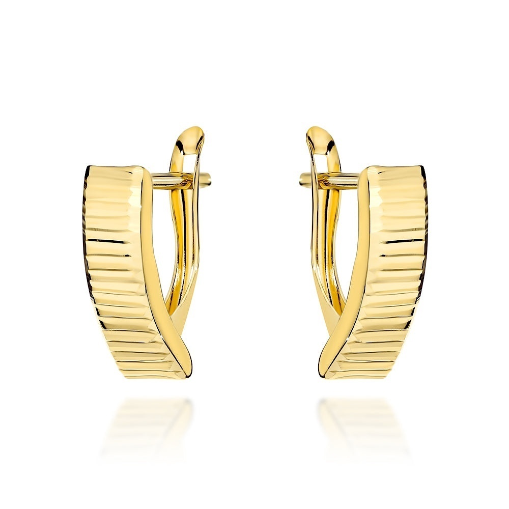 Cercei Aur 14K cu Barete Transversale Diamantate – Eleganță Atemporală
