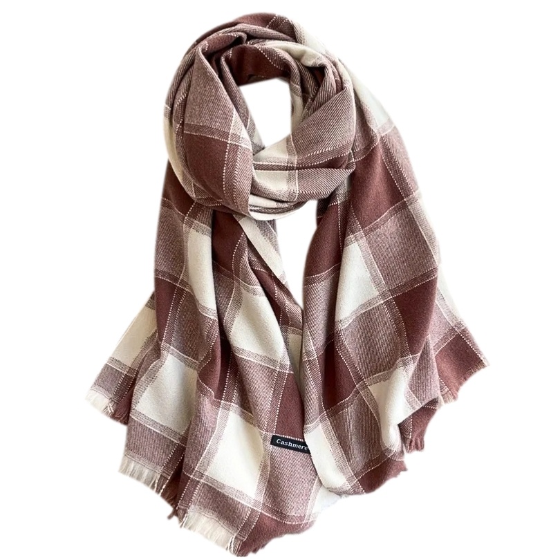 Esarfa calduroasa casual in carouri maro