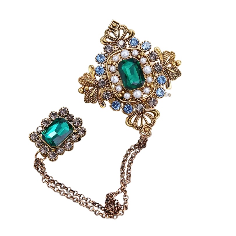 Brosa Vintage cu cristale