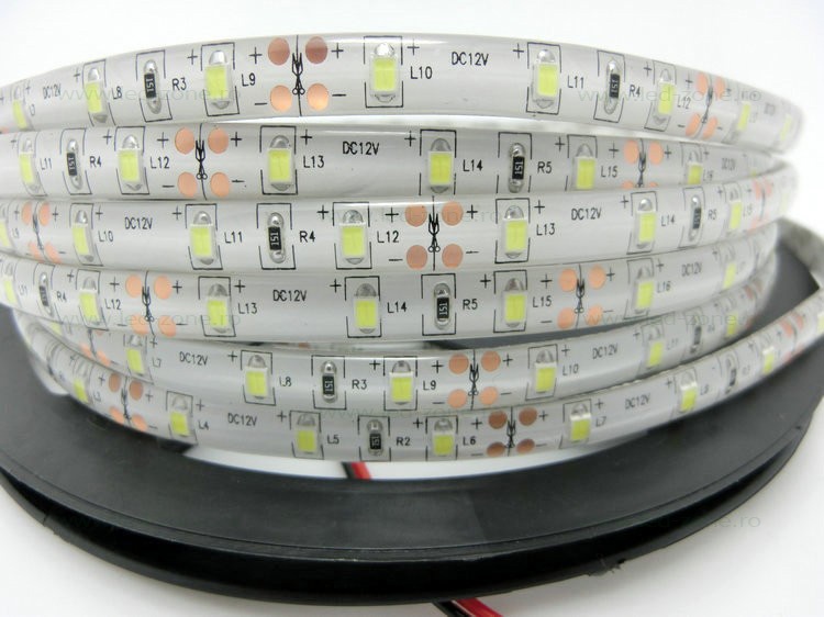 Banda LED 2835 60 SMD/ML Silicon 12V