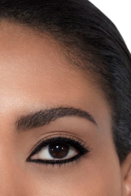 Creion de ochi dermatograf rezistent Chanel Le stylo Waterproof Negru Creion de ochi dermatograf rezistent Chanel Le stylo Waterproof Negru