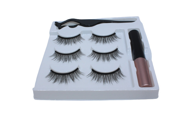 Set Gene False Magnetice, Beauty Belongs To You, Tus magnetic inclus, Nr 17 Set Gene False Magnetice, Beauty Belongs To You, Tus magnetic inclus, Nr 17