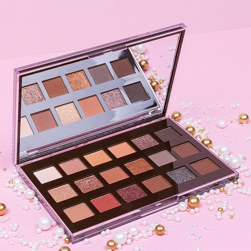 Paleta 18 Farduri Pleoape, Febble, Eye Cheek Essential, Brown Paleta 18 Farduri Pleoape, Febble, Eye Cheek Essential, Brown