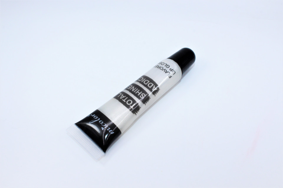 Luciu de buze aromatizat, Micolor, Total Shine Addict, Alb Luciu de buze aromatizat, Micolor, Total Shine Addict, Alb