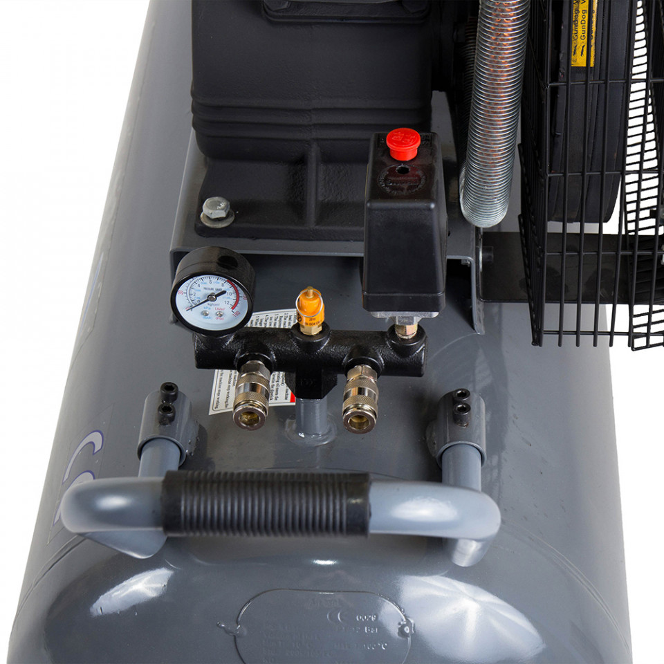 Stager HMV0.6/200 compresor aer, 200L, 8bar, 600L/min, trifazat, angrenare curea