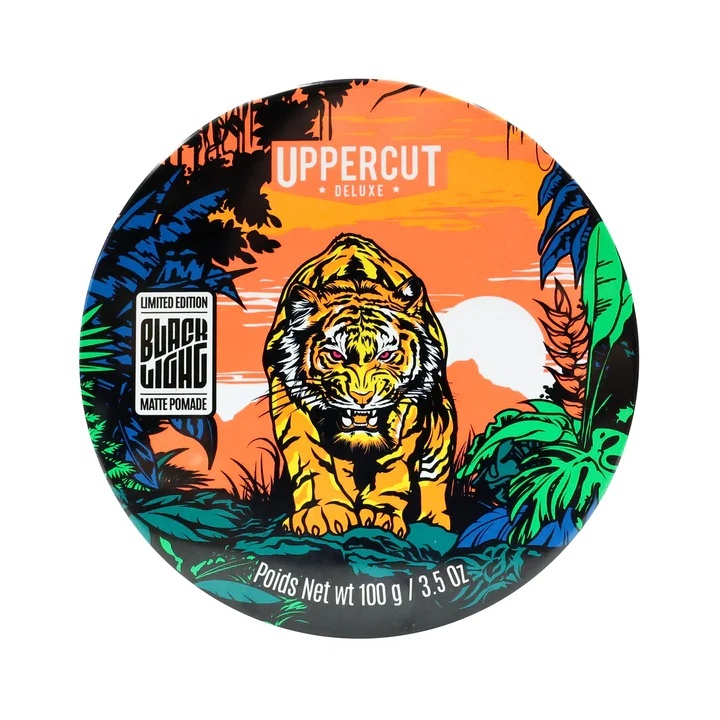 Ceara de par Uppercut Matte Pomade Black Light Limited Edition 100g